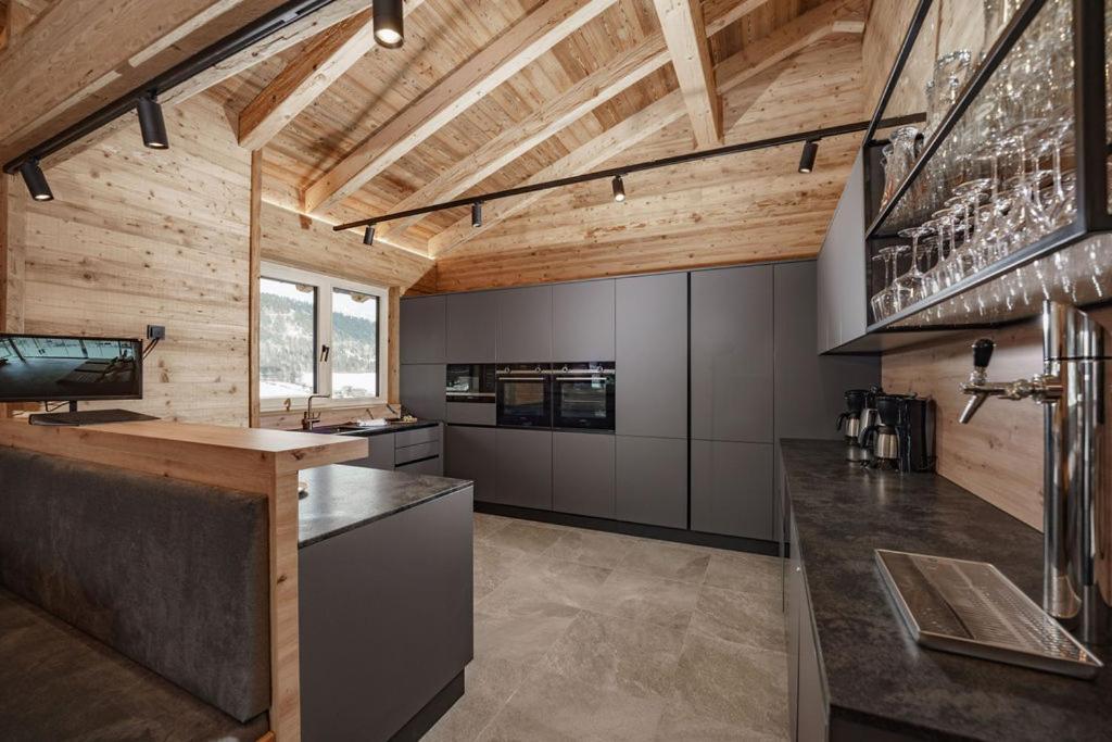 Ski-in Ski-out Chalet