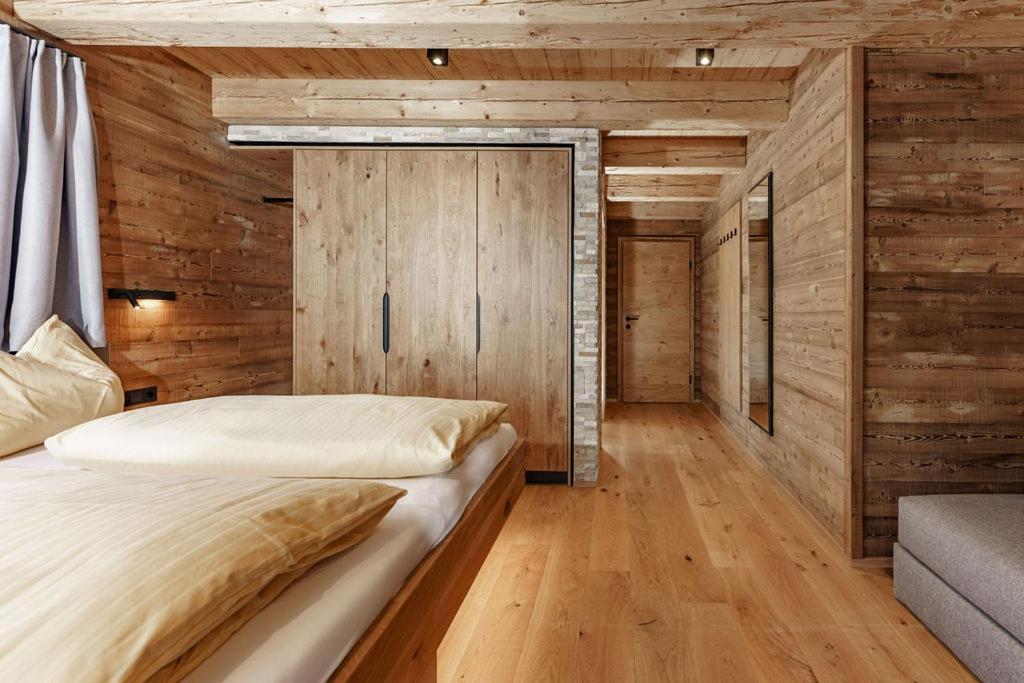 Ski-in Ski-out Chalet